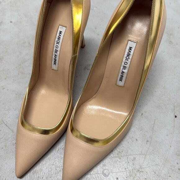 Manolo Blahnik Gold and Tan Heels with Pointed Toe - LIKE NEW - Size 39.5 - Picture 4 of 4